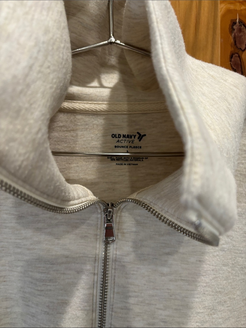Old Navy Women’s sweatshirt and pants - Picture 5 of 7
